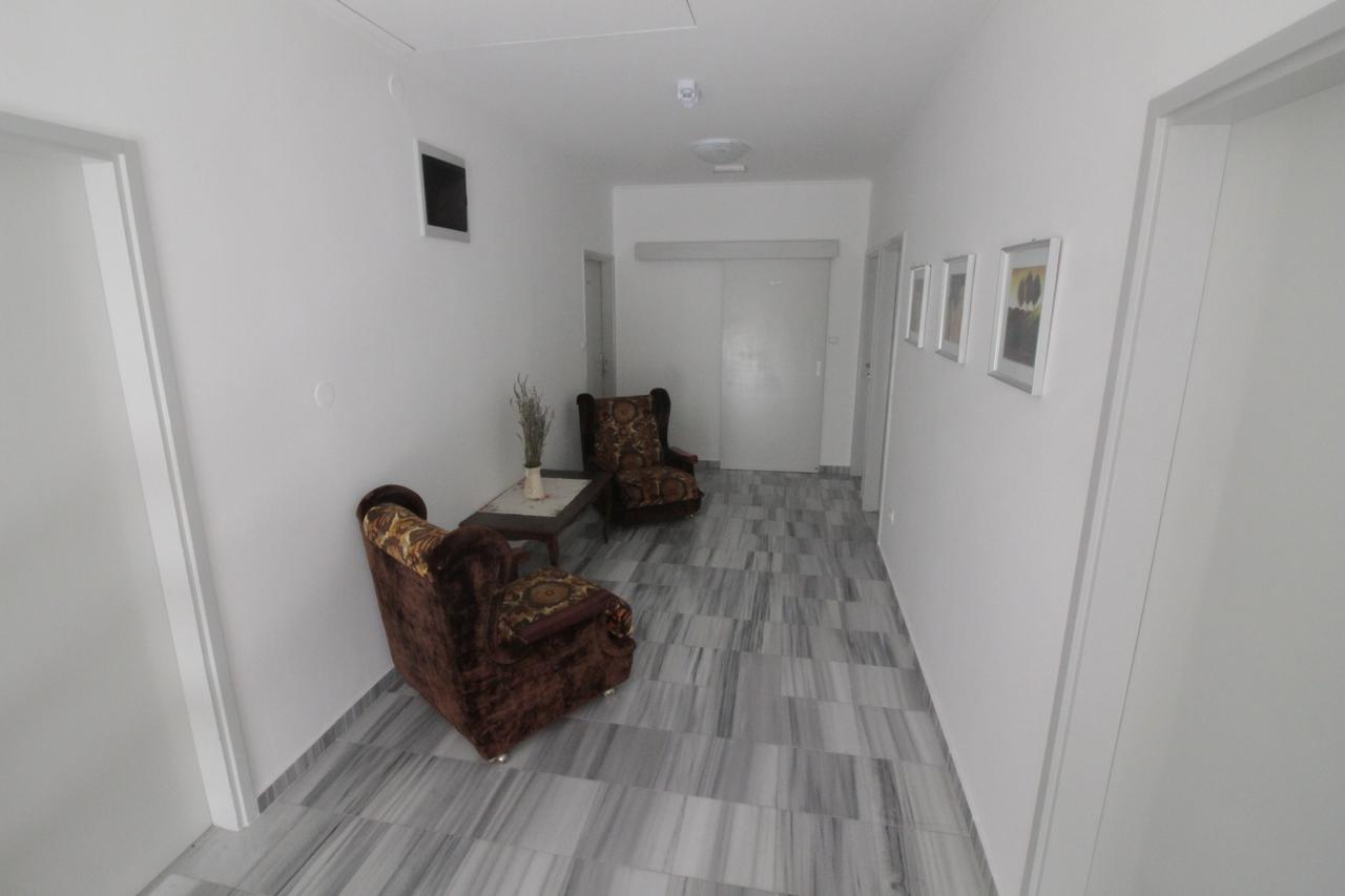 Studios & Rooms Fiesta 노바야 외부 사진